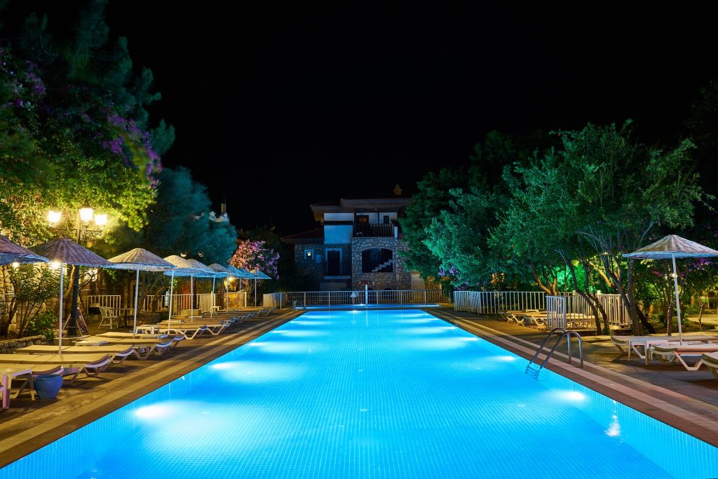 pool-