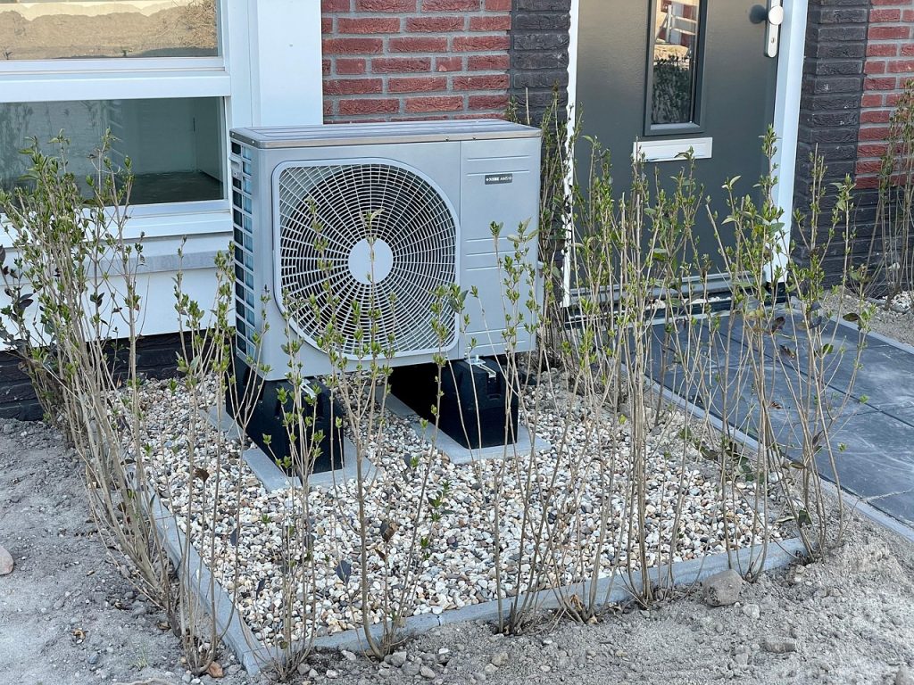 professional heating system installation services to ensure efficient and reliable warmth for your home or business. expert technicians, quality equipment, and timely service.